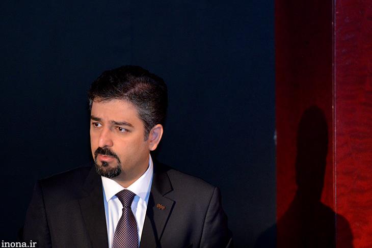 دولت باید به فعالان اقتصادی که مالیات پرداخت می کنند، چراغ سبز نشان دهد