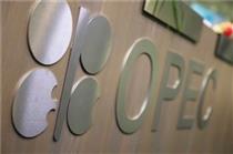 اوپک ۲ سناریو برای تنظیم تولید نفت دارد