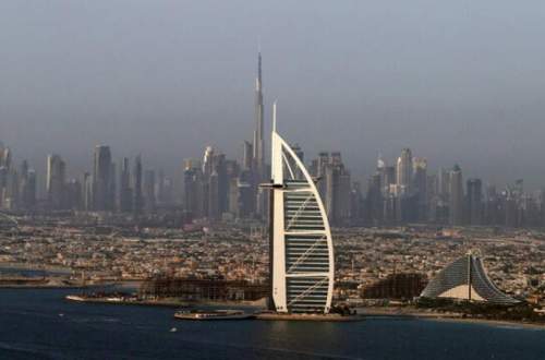 بانک ها در امارات شش روز کاری دارند!